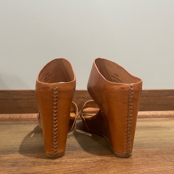 Trask Wedges - Picture 1 of 3